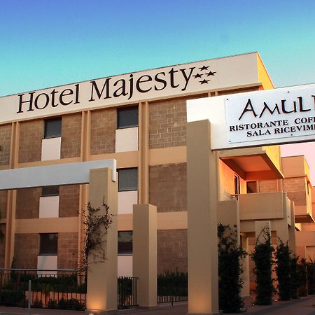Hotel Majesty باري المظهر الخارجي الصورة