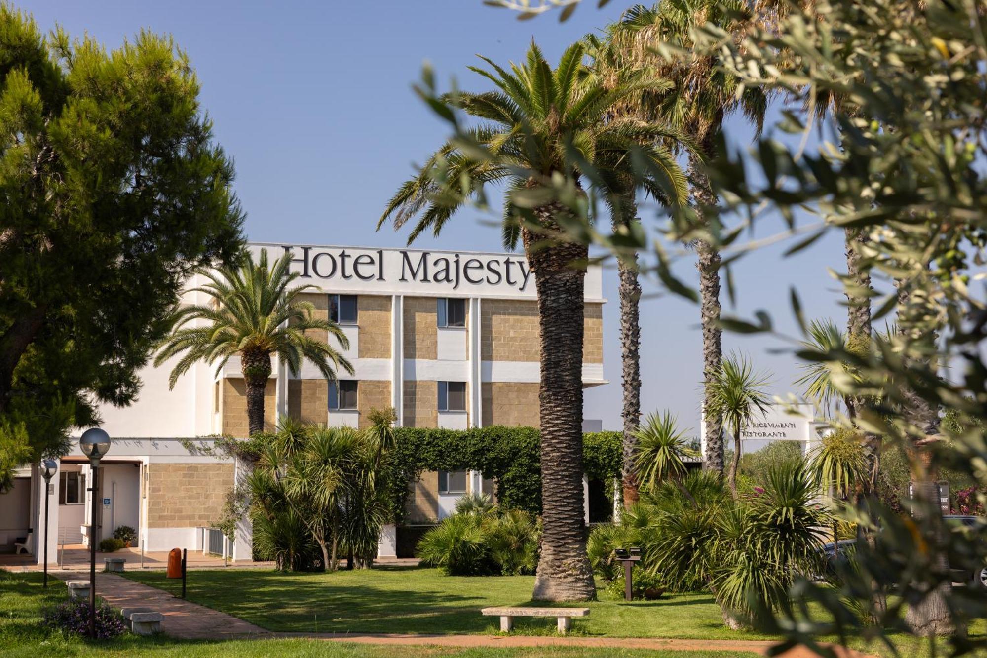 Hotel Majesty باري المظهر الخارجي الصورة